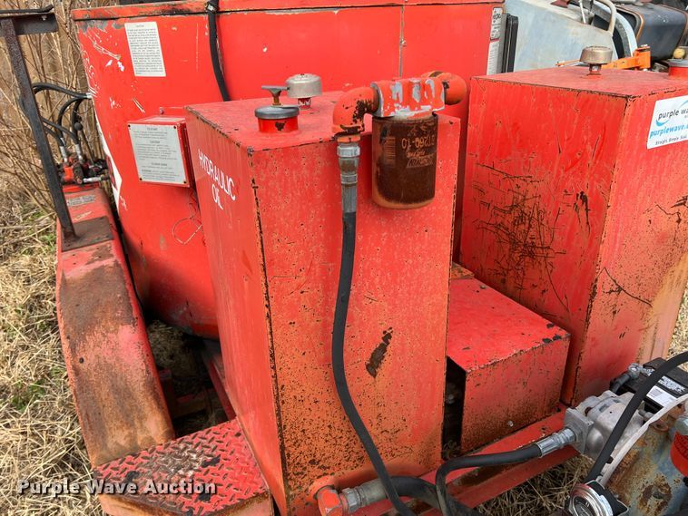 image for item DS2699 1994 Crafco EZ Pour 200D  crack sealer