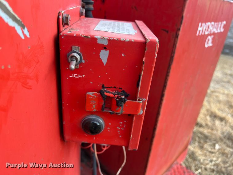 image for item DS2699 1994 Crafco EZ Pour 200D  crack sealer