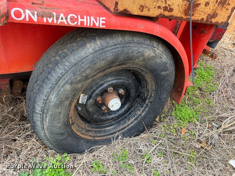 image for item DS2699 1994 Crafco EZ Pour 200D  crack sealer