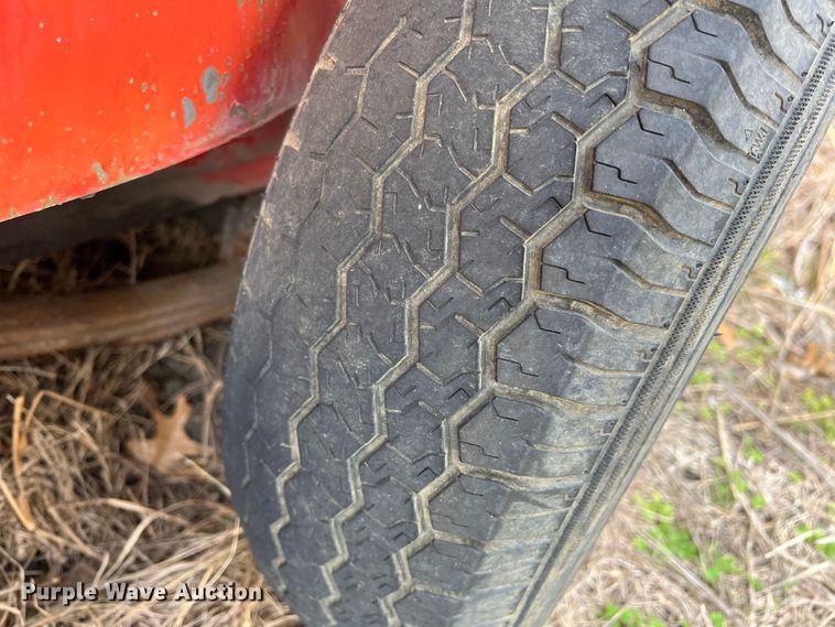 image for item DS2699 1994 Crafco EZ Pour 200D  crack sealer