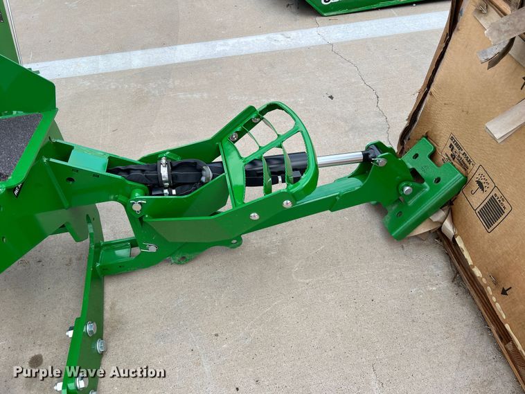 image for item DS2726 John Deere 270B   backhoe attachment