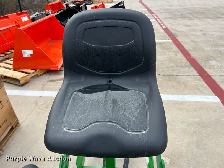 image for item DS2726 John Deere 270B   backhoe attachment