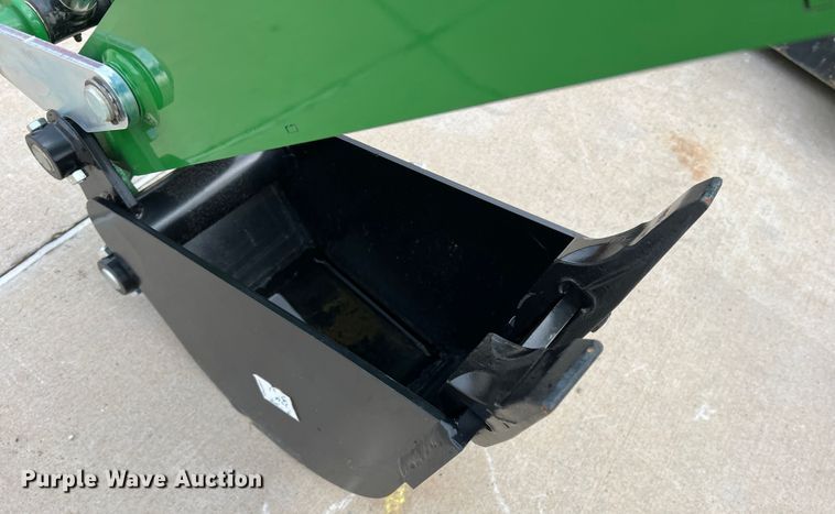 image for item DS2726 John Deere 270B   backhoe attachment