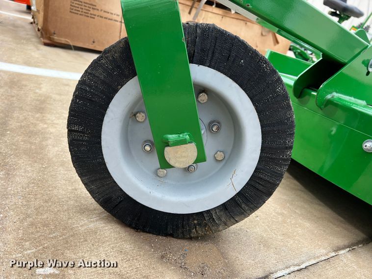 image for item DS2727 Frontier RC2072  rotary mower