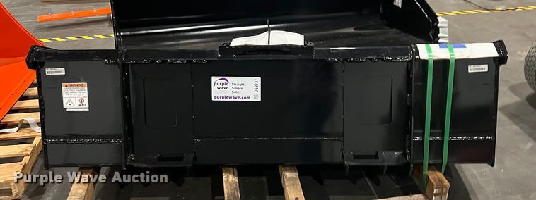 image for item DS2737 Skid steer bucket