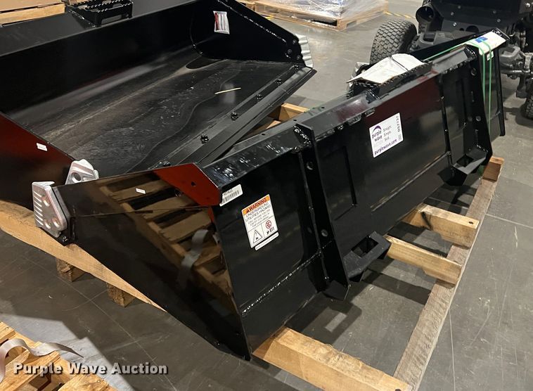 image for item DS2737 Skid steer bucket