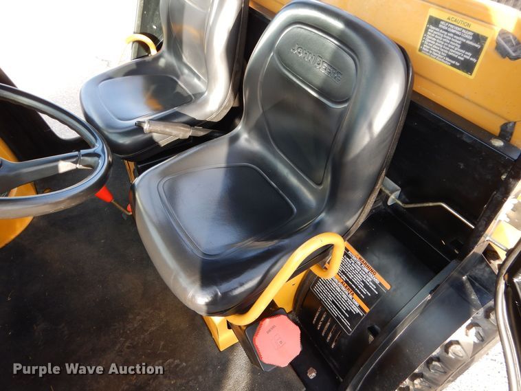 image for item DS6316 2001 John Deere Worksite Gator  utility vehicle