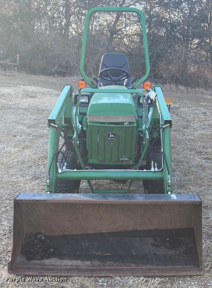 image for item DS6751 John Deere 855  MFWD tractor