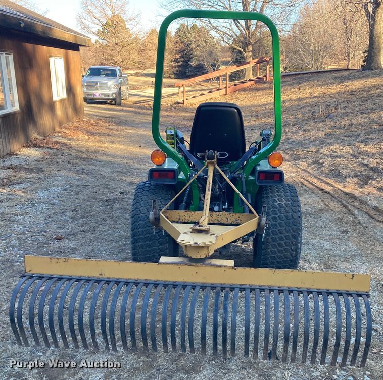 image for item DS6751 John Deere 855  MFWD tractor