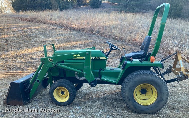 image for item DS6751 John Deere 855  MFWD tractor