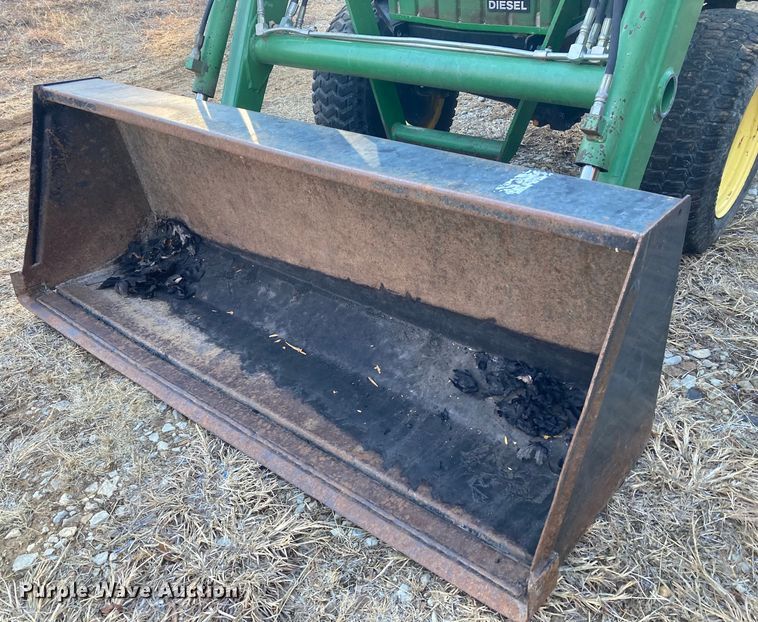 image for item DS6751 John Deere 855  MFWD tractor