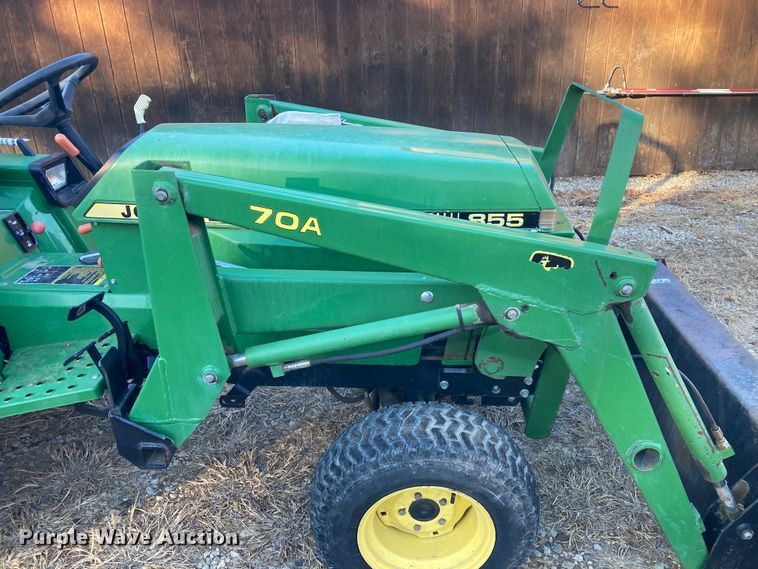 image for item DS6751 John Deere 855  MFWD tractor