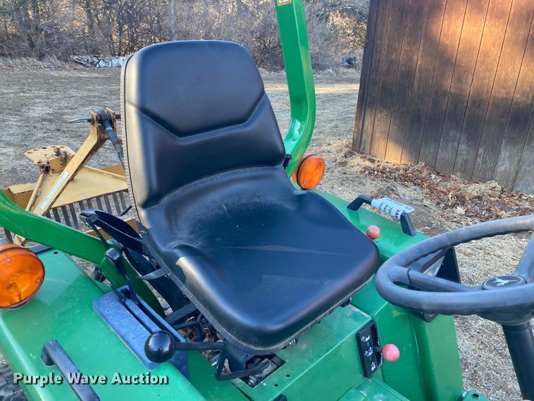 image for item DS6751 John Deere 855  MFWD tractor