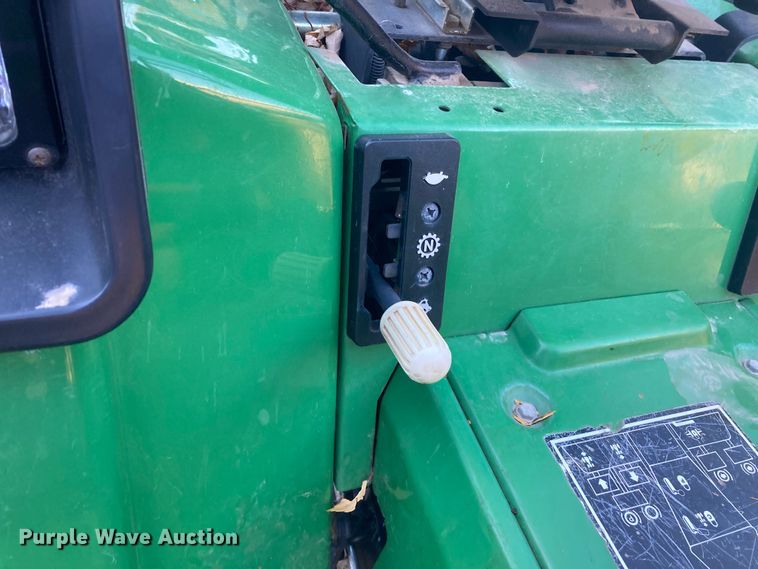 image for item DS6751 John Deere 855  MFWD tractor