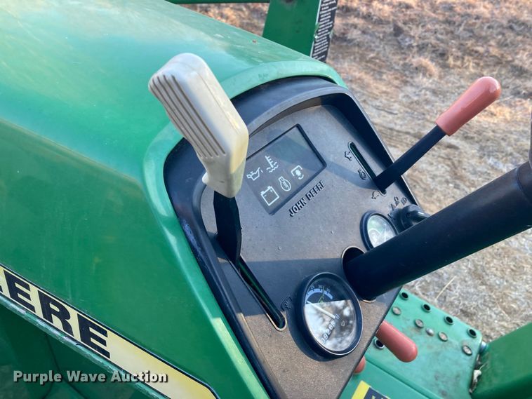 image for item DS6751 John Deere 855  MFWD tractor