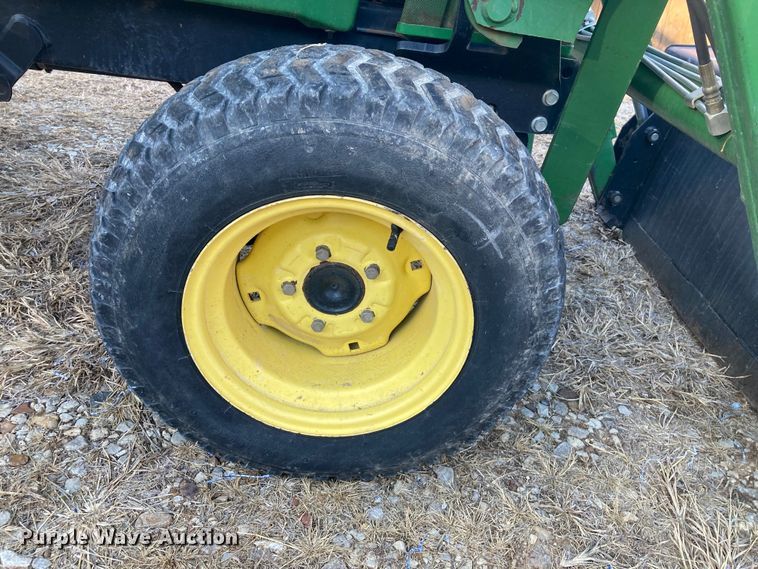 image for item DS6751 John Deere 855  MFWD tractor