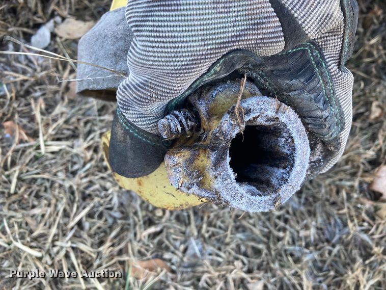 image for item DS6751 John Deere 855  MFWD tractor