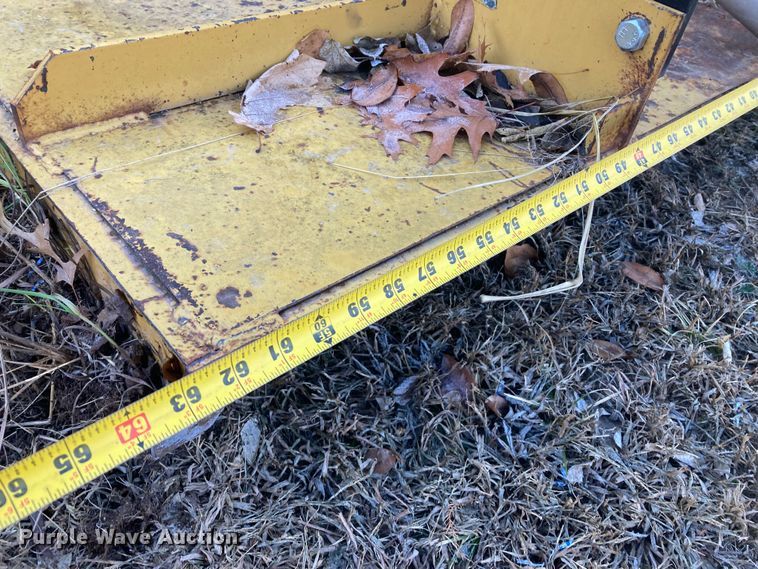 image for item DS6751 John Deere 855  MFWD tractor