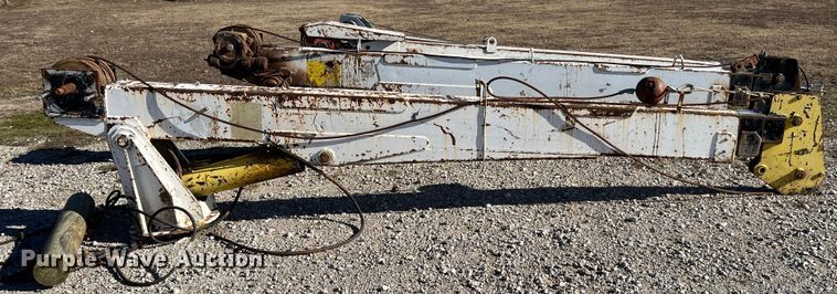 image for item ID9379 Truck mounted crane