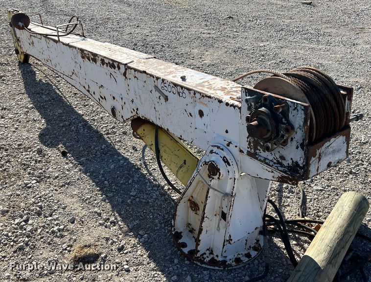 image for item ID9379 Truck mounted crane