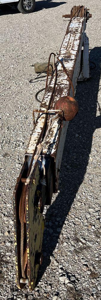 image for item ID9379 Truck mounted crane