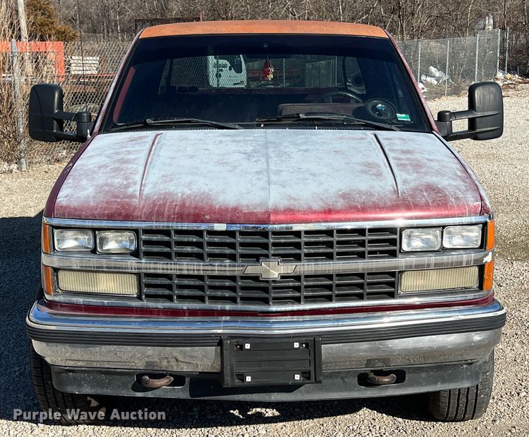 image for item ID9393 1989 Chevrolet K1500  Ext. Cab pickup truck