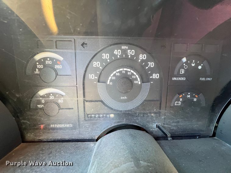 image for item ID9393 1989 Chevrolet K1500  Ext. Cab pickup truck