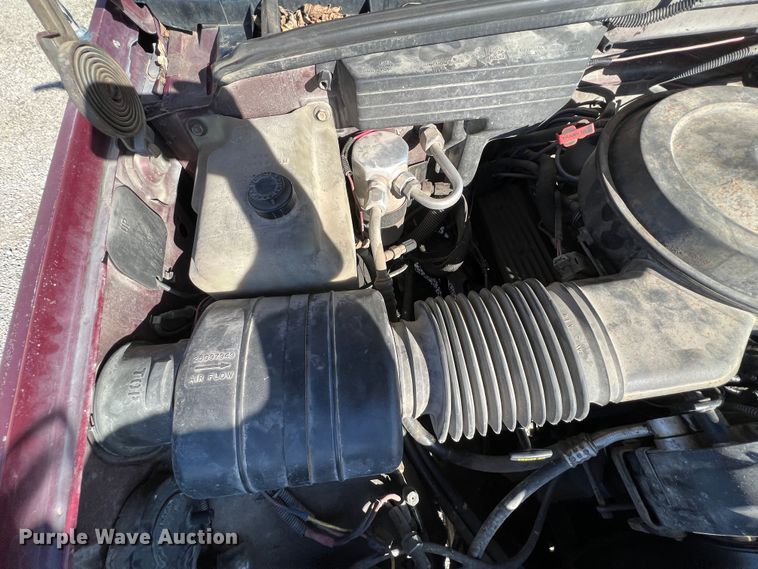 image for item ID9393 1989 Chevrolet K1500  Ext. Cab pickup truck