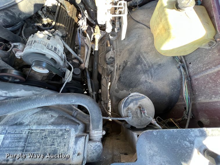 image for item ID9393 1989 Chevrolet K1500  Ext. Cab pickup truck