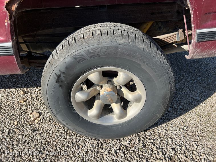 image for item ID9393 1989 Chevrolet K1500  Ext. Cab pickup truck