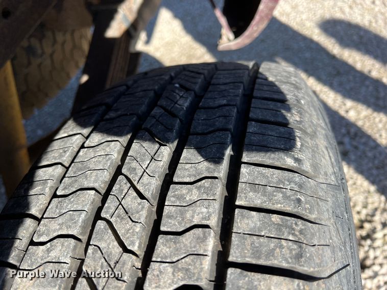 image for item ID9393 1989 Chevrolet K1500  Ext. Cab pickup truck