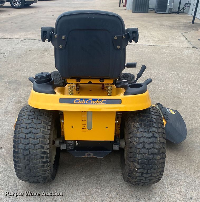 image for item IG9904 2007 Cub Cadet GT1554  lawn mower