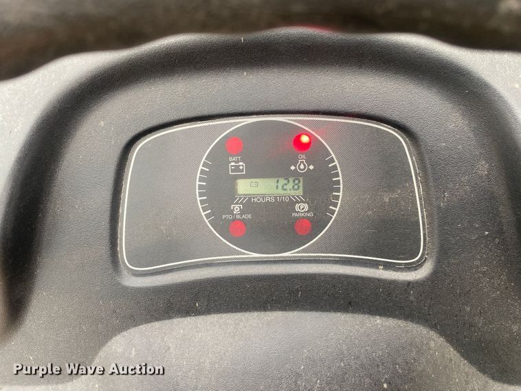 image for item IG9904 2007 Cub Cadet GT1554  lawn mower