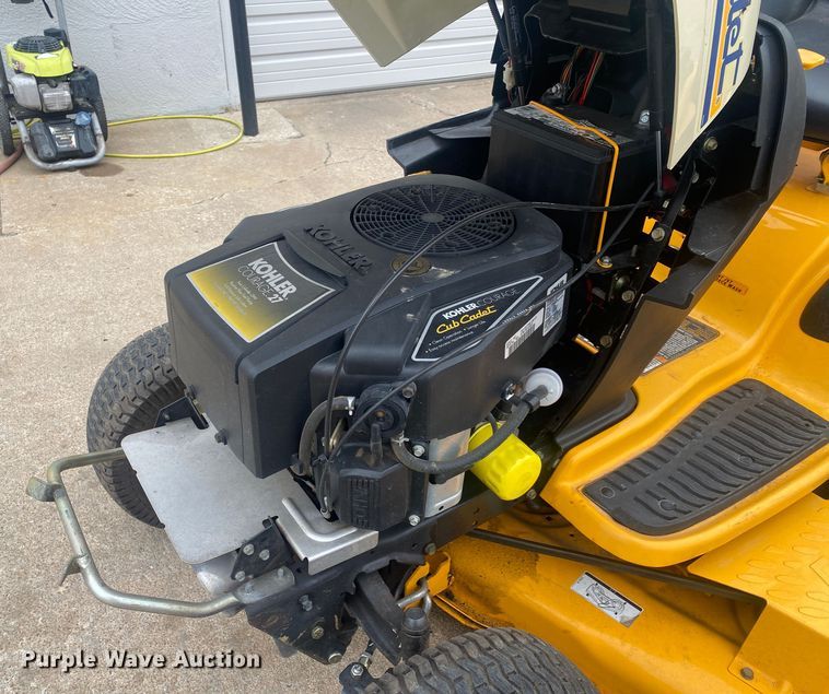 image for item IG9904 2007 Cub Cadet GT1554  lawn mower