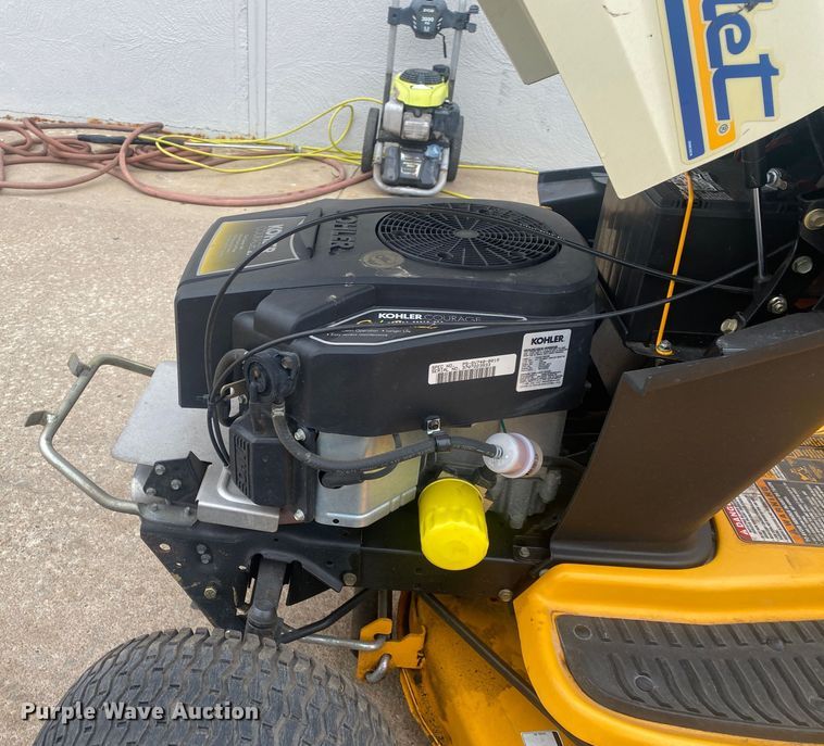 image for item IG9904 2007 Cub Cadet GT1554  lawn mower