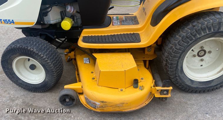 image for item IG9904 2007 Cub Cadet GT1554  lawn mower