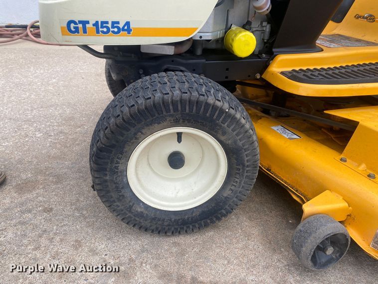 image for item IG9904 2007 Cub Cadet GT1554  lawn mower
