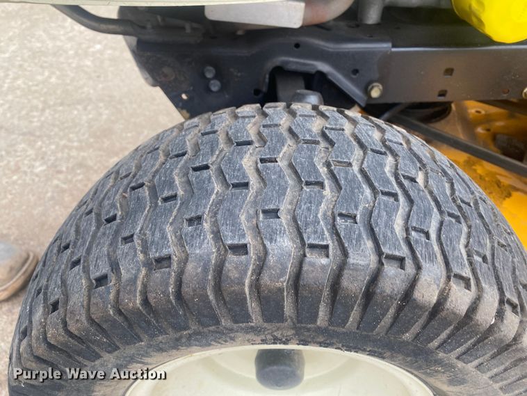 image for item IG9904 2007 Cub Cadet GT1554  lawn mower