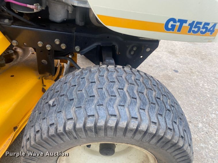 image for item IG9904 2007 Cub Cadet GT1554  lawn mower