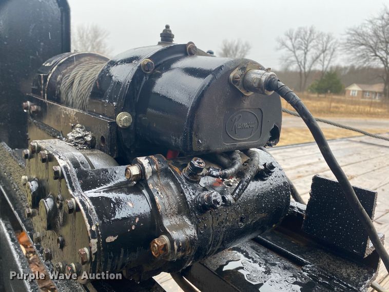 image for item IG9921 1988 Holden Industries GHD 2824  equipment trailer