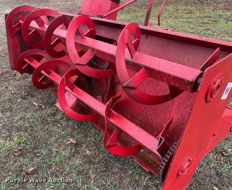 image for item IG9922 International Harvester 80  snow blower