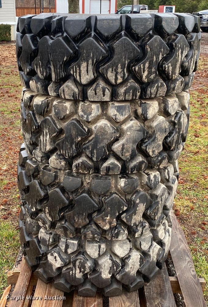 image for item IG9923 (4) Bobcat 12-16.5 NHS skid steer tires