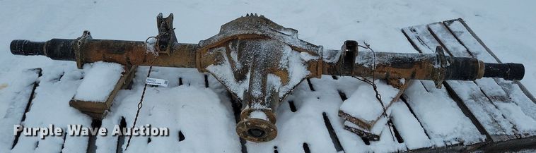 image for item IO9322 2013 Ford F350  axle