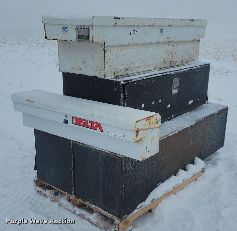 image for item IO9324 (5) toolboxes