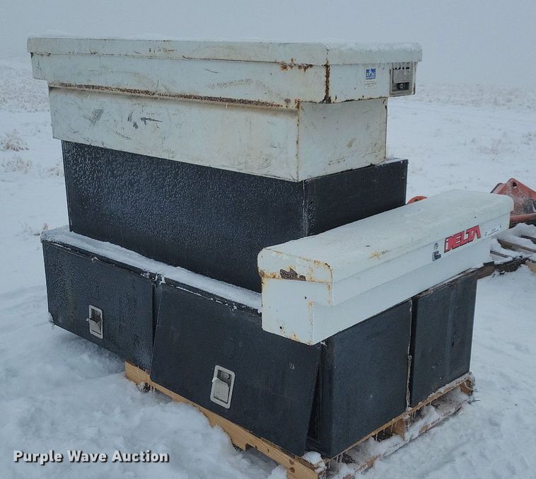 image for item IO9324 (5) toolboxes