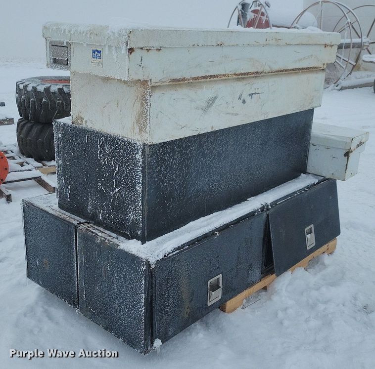 image for item IO9324 (5) toolboxes