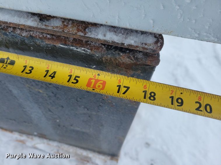 image for item IO9324 (5) toolboxes