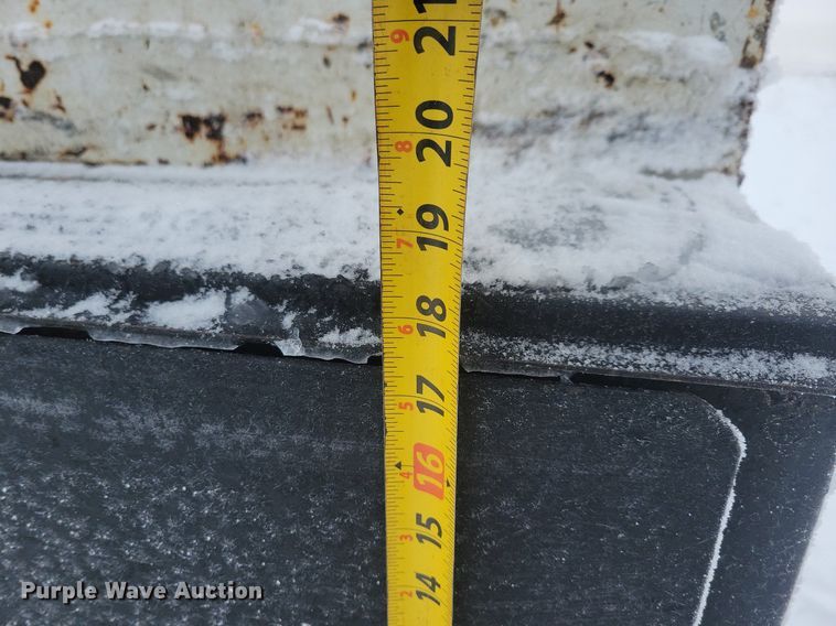 image for item IO9324 (5) toolboxes