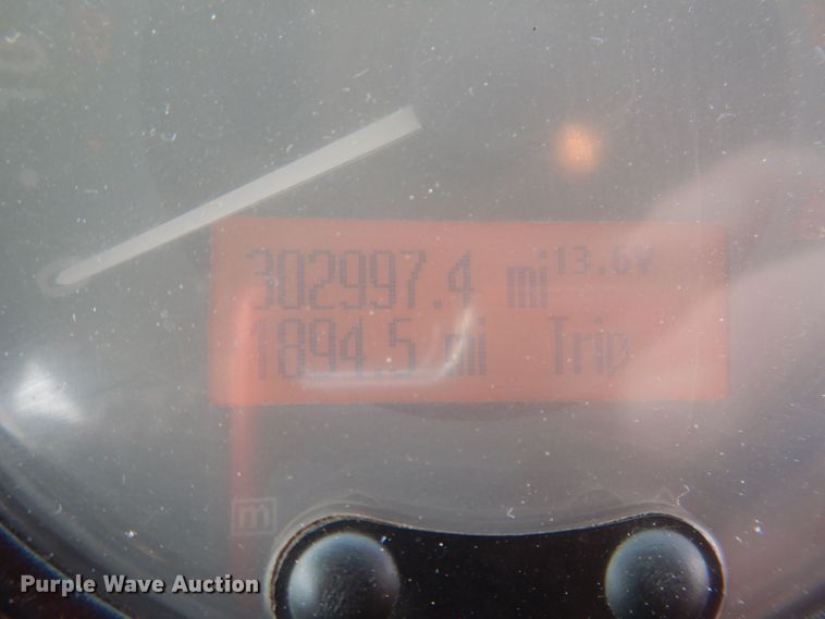 image for item IO9336 2007 Freightliner MT55  delivery truck