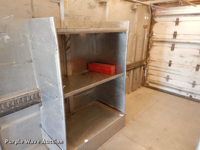 image for item IO9336 2007 Freightliner MT55  delivery truck